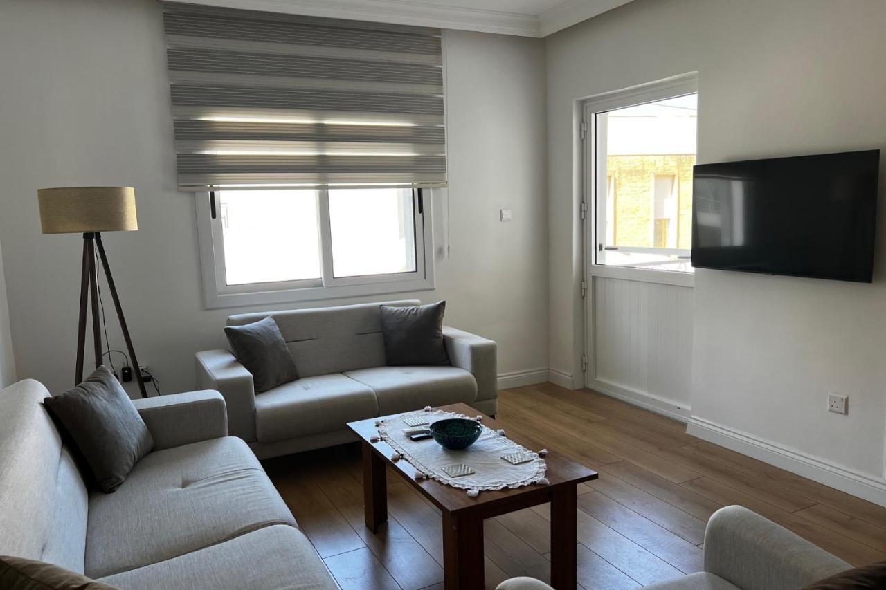 Stylish 3 Bedroom Apartment In Kyrenia  Exterior photo