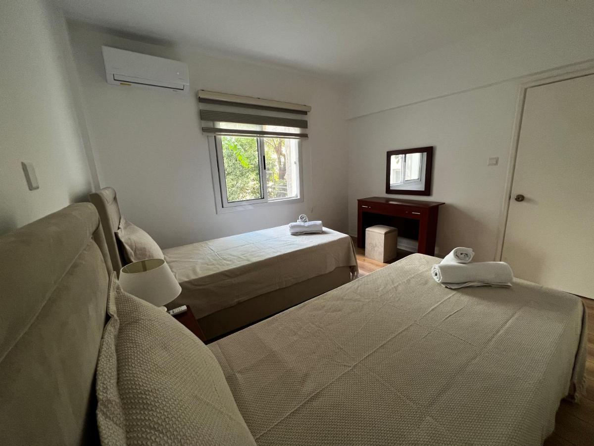 Stylish 3 Bedroom Apartment In Kyrenia  Exterior photo